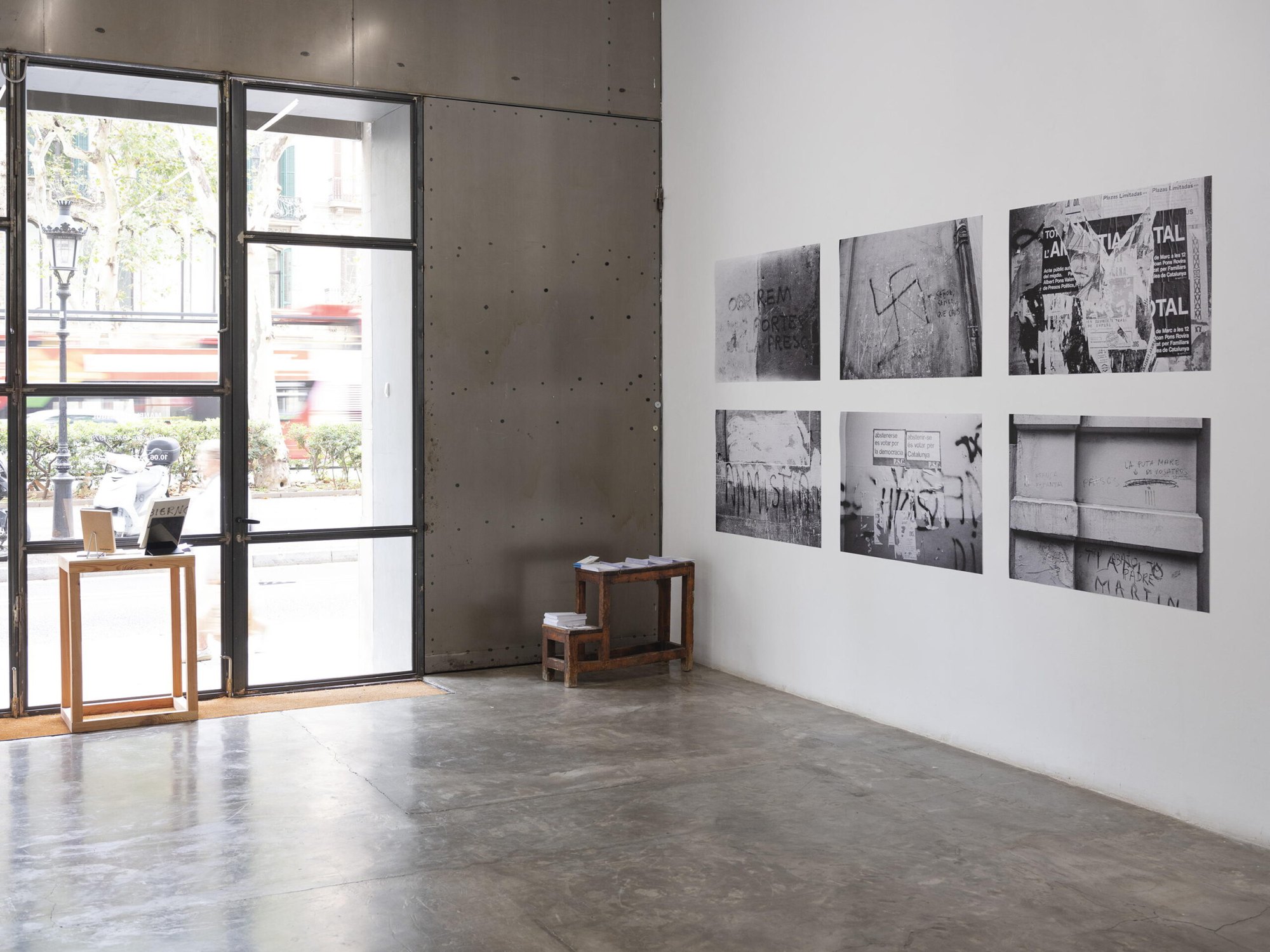 RocioSantaCruz · ArtsLibris Barcelona 2023, 2023. Dan Aparicio: Galerista · Producció d'ArtsLibris (imatge 2)