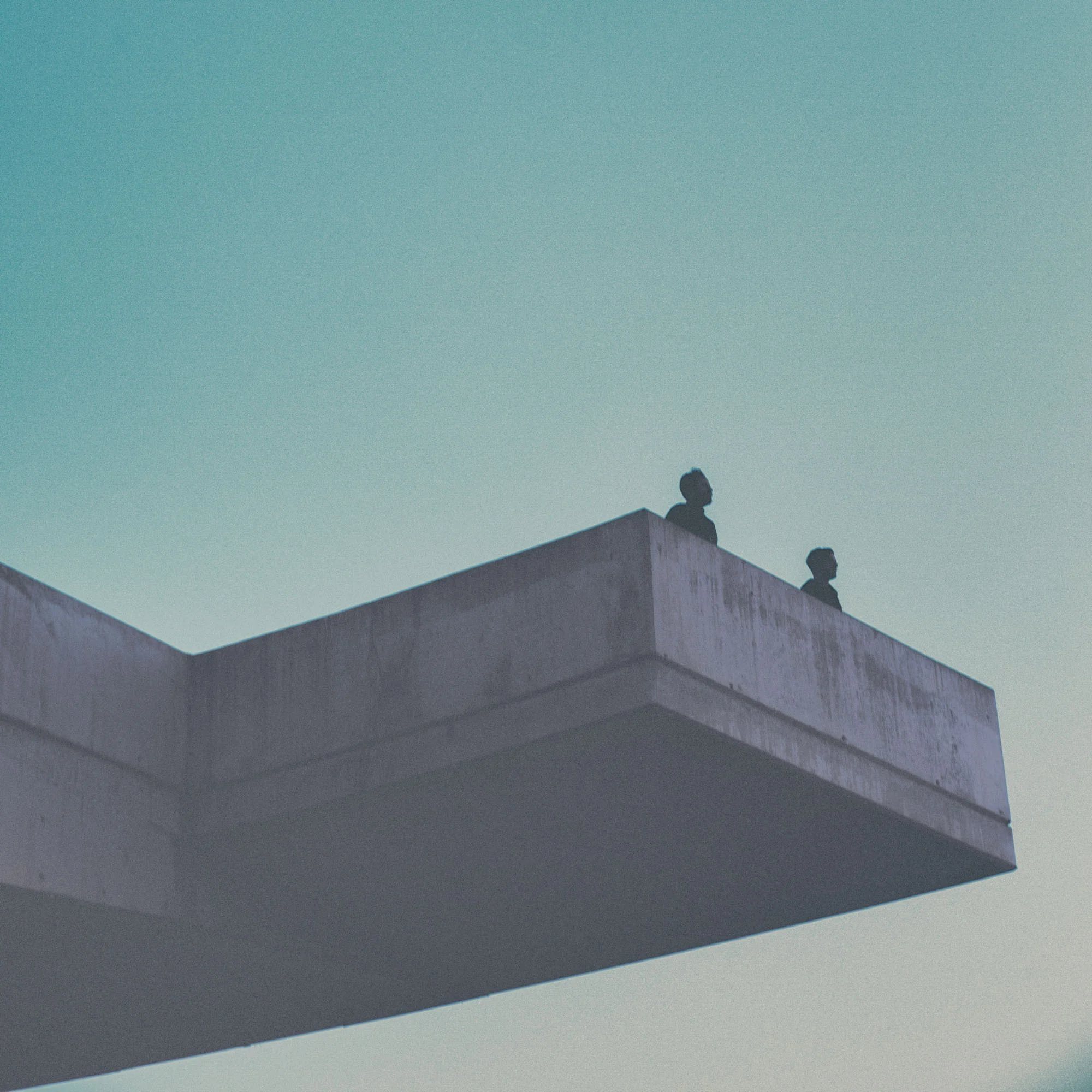 Tale Of Us — ENDLESS, Deutsche Grammophon, 2017. Dan Aparicio: Productor · Fixer · Localitzacions — Probation, Londres (imatge 2)