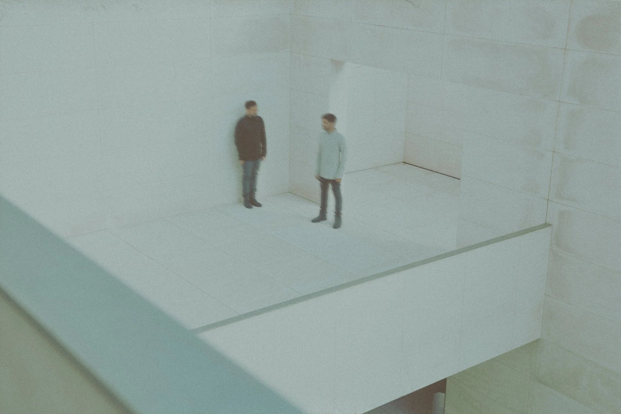 Tale Of Us — ENDLESS, Deutsche Grammophon, 2017. Dan Aparicio: Productor · Fixer · Localitzacions — Probation, Londres (imatge 10)