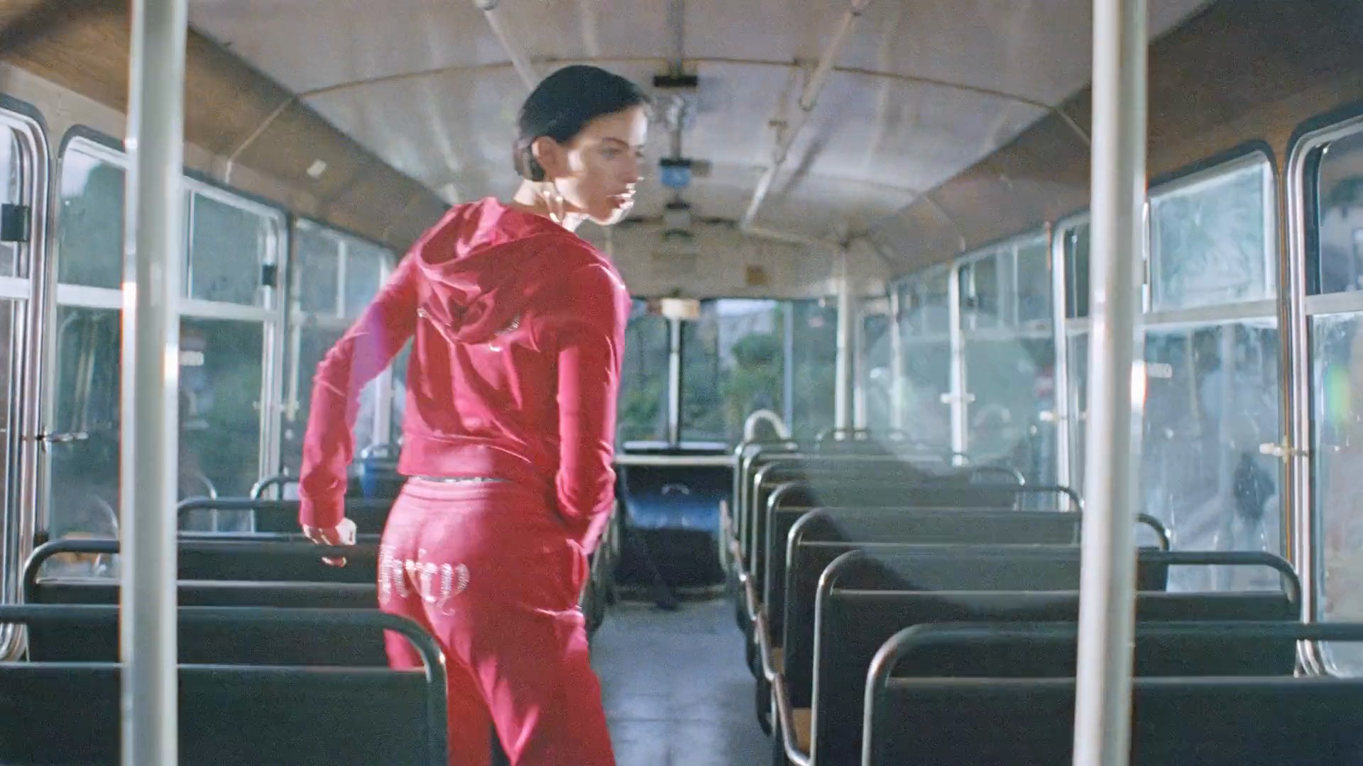 Zalando — For All Your Vibes, 2023. Dan Aparicio: Equip de direcció (imatge 7)